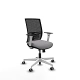 APOYO LUMBAR: Con un apoyo lumbar diseñado para brindar soporte esta silla es ideal para largas horas de uso moderado ayudando a mantener una postura saludable.