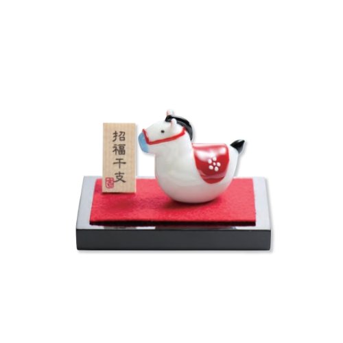 Amazon | 正月飾り 和硝子 干支（午）の置物 「お馬さん」 台付き