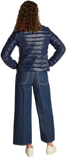ICONICITÀ INTRAMONTABILE: L’originale giacca Tommy Hilfiger con chiusura a zip presenta un design essenziale. Grazie al suo tessuto caldo risulta ideale per la stagione fredda.