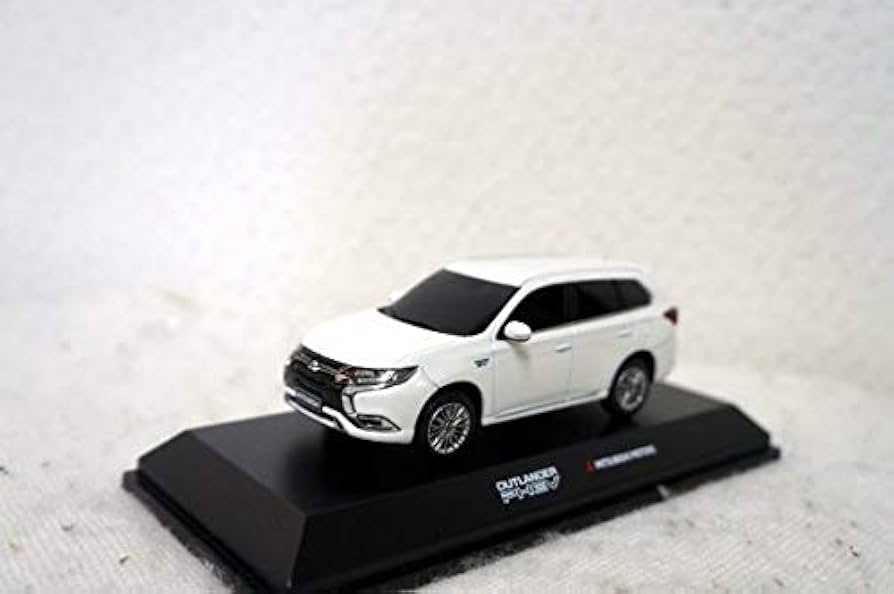 三菱 アウトランダー ミニカー 1/43 模型　新品OUTLANDER アウトランダーPHEV 1/43サイズ モデルカー（レジンモデル