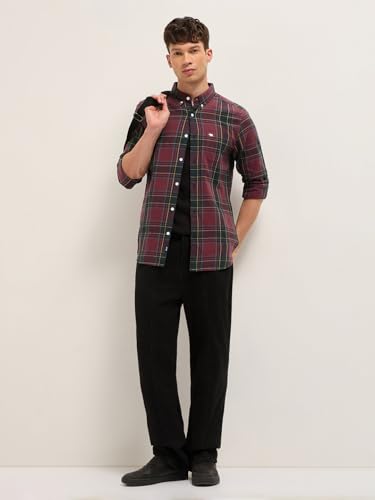 Image of THE BEAR HOUSE Men's Checked Slim Fit Shirt (FFD-EMILO-MR Maroon