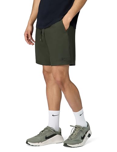 Image of Nike Men's Form Dri-FIT 7 inch Workout Shorts; Unlined Training Shorts