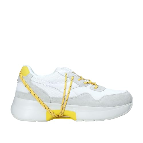 Baskets Homme Blanc Diadora 501176331 avec semelle souple et tige épurée