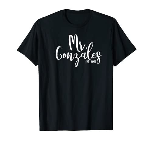 Photo de Monsieur Gonzales en lune de miel assorti pour jeunes mariés T-Shirt