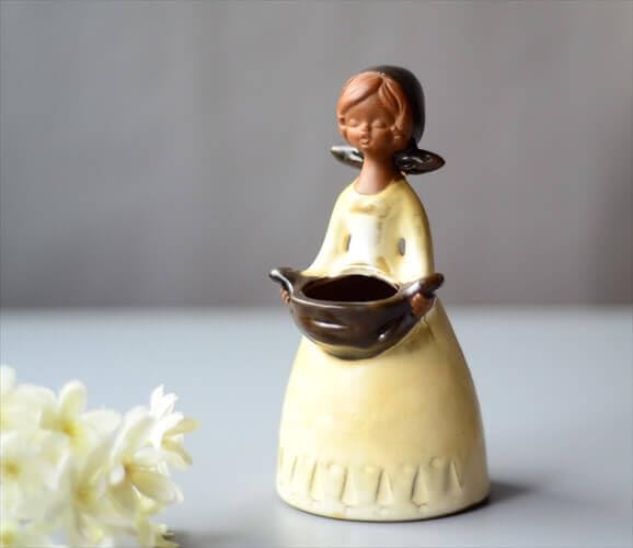 Amazon.co.jp: ノーブランド品ドイツから届いたフラワーガール一輪挿し