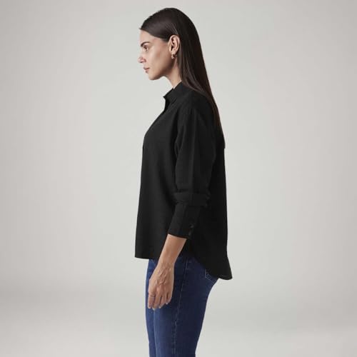 Image of Levi's Women's Solid Relaxed Fit Shirt