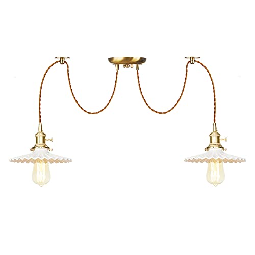 Lustre moderne en laiton et abat-jour en céramique au design raffiné