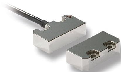 Magnetico acero reed 1aux Omron con conexión M12-8 y nivel cat4