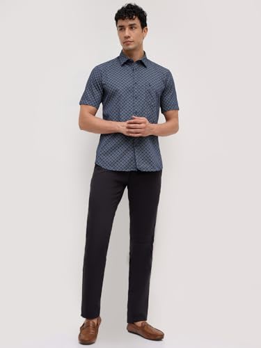 Image of Parx Men Slim Fit Print Pattern Pure Cotton Semi Cutaway Collar Half Sleeve Casual Shirt