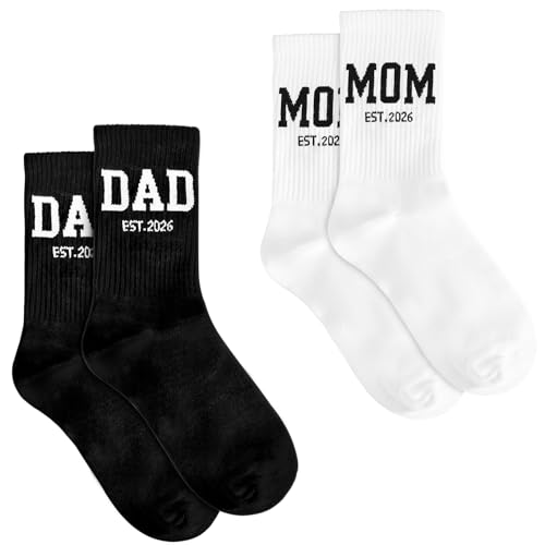 FUIPET New Parent Gifts for Couples - Dad and Mom Est 2026 Socks Set First Time Dad Gifts & New Mom Gifts Pregnancy Announcement for Parents