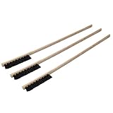 An der Bürste befindet sich ein Loch zum Aufhängen im Käfig, das leicht zu verstauen ist.