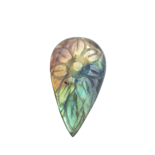 Labradorite canadienne de 123,5 carats, une gemme sculptée d'exception