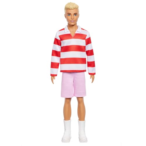 Barbie Poupée Ken Fashionistas aux Cheveux blonds Portant Un Polo à Rayures Rouges et Blanches avec Un Short des Chaussettes de Sport Blanches et des Baskets HYV01 - vue 5