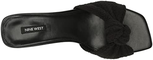 Nine West Women's DAYLO Heeled Sandal, Black 001, 5 | Image 4