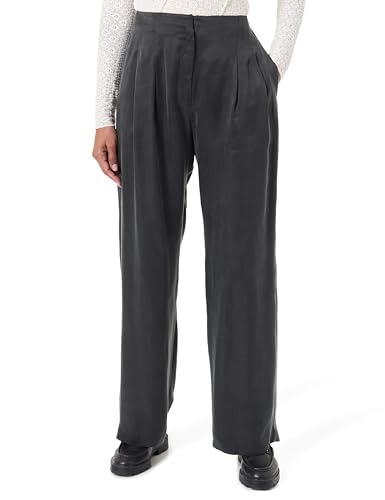 Hugo Boss Apparel Spring26