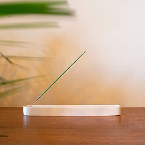 Calm Club | Incense Holder & Incense Sticks | Green Tea Scented Incense Sticks With White Ceramic Incense Burner | Meditation Accessories For Spiritual Decor | Spiritual Gifts For Women | Pack Of 15 #TOP3