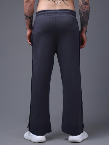Image of Men's Loose Fit Side Tape Trackpants