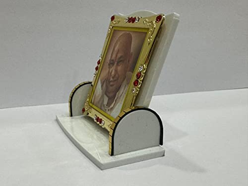 Image of Guru Ji CAR SWAROOP Dashboard Shukrana Guru Ji Home Decor,Office Table (Guruji Face) Desktop and Workplace (White)