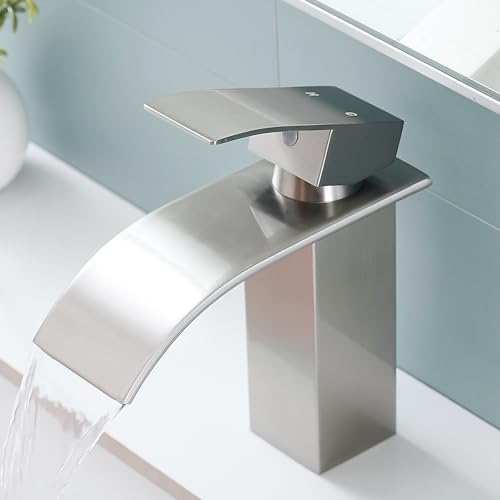 Fransiton Wasserhahn Bad, Wasserfall Waschtischarmatur mit Auslauf Höhe 60MM, Einhebelmischer für Kaltes und Warmes Wasser im Badezimmer (Edelstahl) Fransiton Wasserhahn Bad, Wasserfall Waschtischarmatur mit Auslauf Höhe 60MM, Einhebelmischer für Kaltes und Warmes Wasser im Badezimmer (Edelstahl)