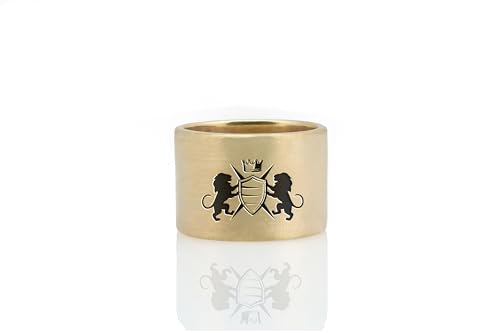 Bague héraldique en or brossé ornée du lion de la royauté de prestige