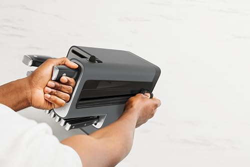 Image of Ninja Foodi StaySharp Knife Block with Integrated Sharpener Deluxe 14-Piece Set, K32014EUUK