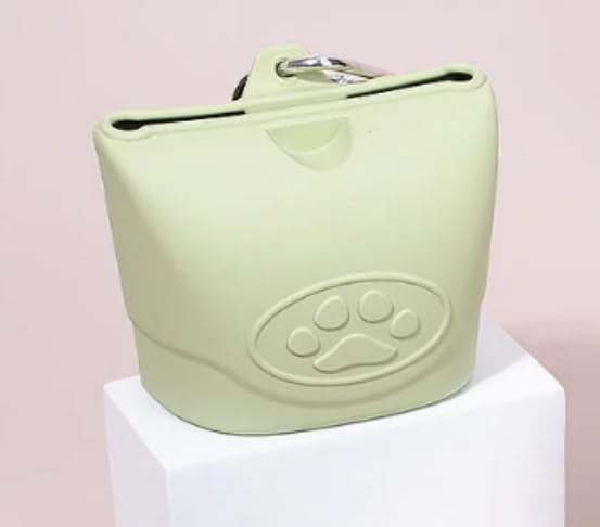 WakuWag犬用おやつポーチ シリコン トリーツポーチ 訓練グッズ 犬用トレーニングポーチ ドッグトレーニンググッズ お散歩バッグ 開閉便利 携帯しやすい お出かけ用 犬の訓練や散歩 犬 猫 ペット用品 (ライトグリーン)