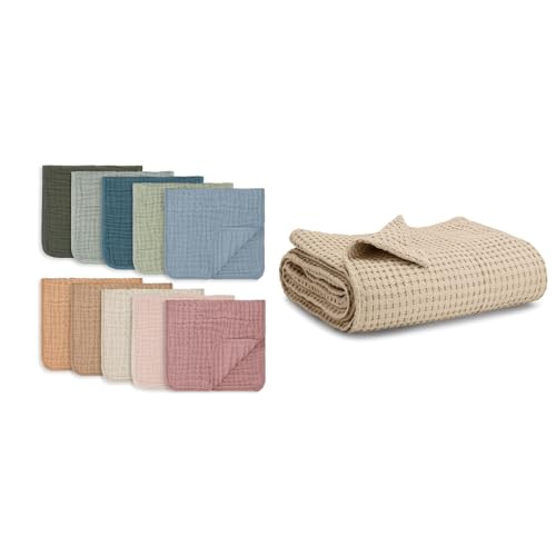 Image of Comfy Cubs Muslin Burp Cloths and Waffle Weave Blanket Bundled