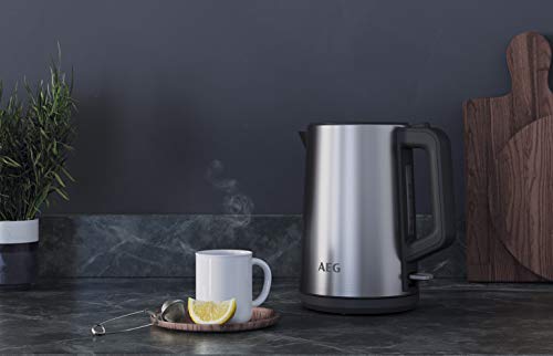 Edelstahl-Wasserkocher AEG K4-1-4ST mit 1,7 l Fassungsvermögen