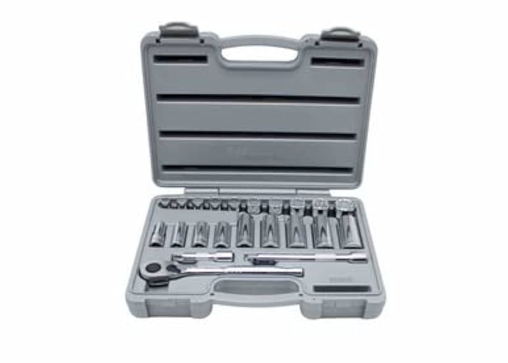 Hana*　0710 Black Spinel With White Zircon Rhodium Over Sterling Silver