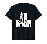 Klassisch geschnitten, doppelt genähter Saum.