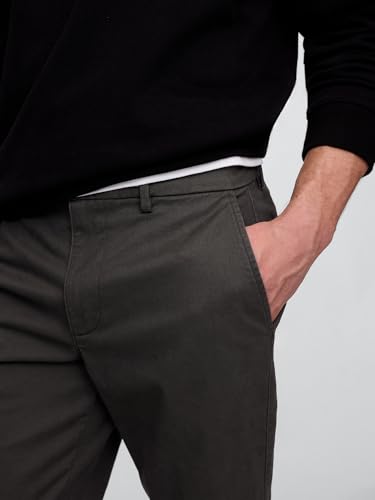 Image of Gap Men's Essential Slim Fit Chino Pants