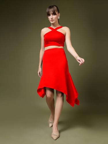 Image of OOMPH! Women Stretchable Relaxed Fit Crop Top With Stylised Shoulder Straps