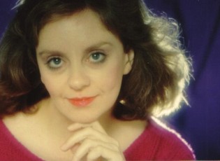 Amazon.in: D. Claire Hutchins: books, biography, latest update