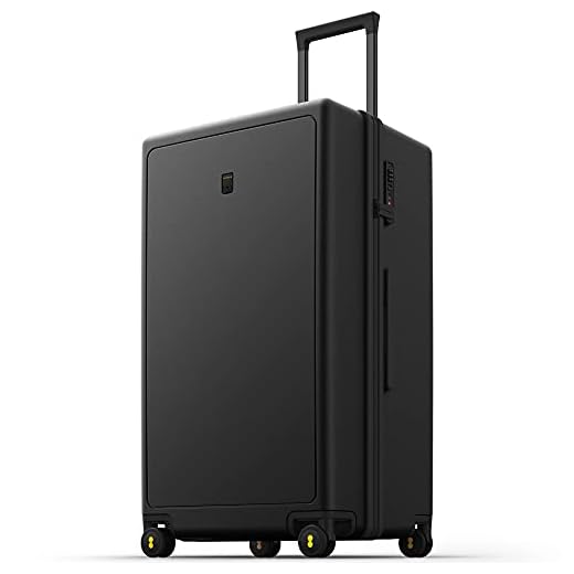 LEVEL8 Large 28 Inch Suitcase, Spinner Wheels