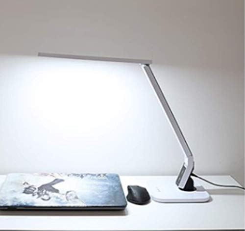 Lampe de table en métal au design minimaliste pour intérieur épuré