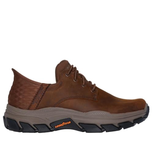 Image of Skechers Men's Respected - Garrett Leather Round Toe Bungee Lace Slip-Ins