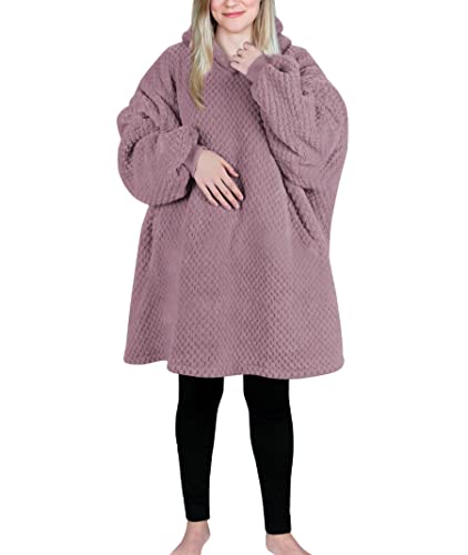 Fashion by Mirabeau Oversized Blanket Pullover (Pink Darling Dot)
