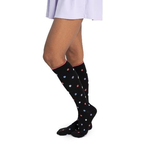 MUK LUKS Men's 3 Pack Nylon Compression Knee-high Socks2
