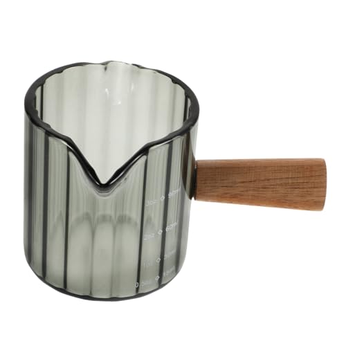 Zerodeko Kaffeekännchen mit Holzgriff Eleganter Gerippter Glasbecher für Espresso und Heiße Getränke Doppelauslauf Messbecher für Präzises Gießen und Stilvolle Präsentation Zerodeko Kaffeekännchen mit Holzgriff Eleganter Gerippter Glasbecher für Espresso und Heiße Getränke Doppelauslauf Messbecher für Präzises Gießen und Stilvolle Präsentation