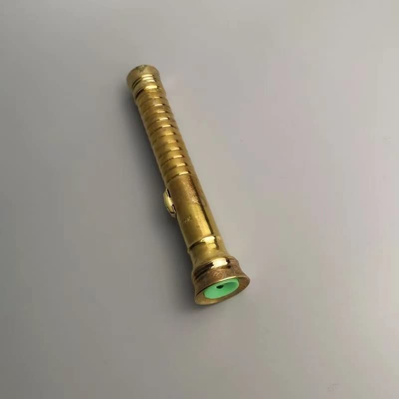 Retro latarka, latarka, latarka ręczna, przenośna nostalgiczna prosta zewnętrzna miedź do użytku domowego latarka z żółtym światłem dwusekcyjna bateria nr 5