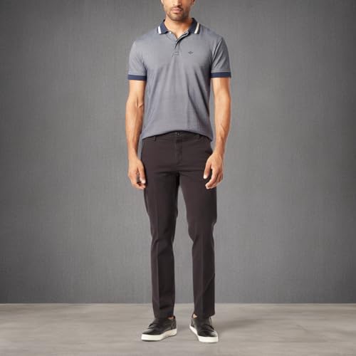 Image of Dockers Men's Workday Khaki Slim Fit with Smart 360 Flex