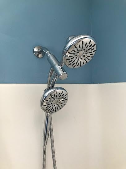 Freespin Bellerose 3-Spray Patterns 5.25 in. Wall Mount Dual Shower Heads in Vibrant Brushed Nickel