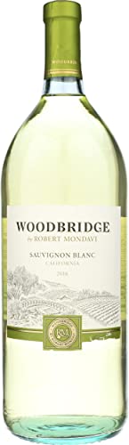 Woodbridge Sauvignon Blanc White Wine, 1.5 L Bottle