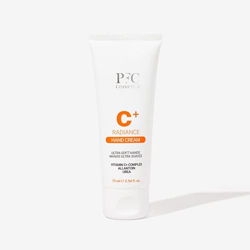 PFC Cosmetics - Crema de Manos Ultra Hidratante y Reparadora que Previene las Manchas y Aporta Luminosidad - Vitaminas C+ Complex con Protección Solar - Rápida Absorción - Todo Tipo de Pieles - 75 ml Cover