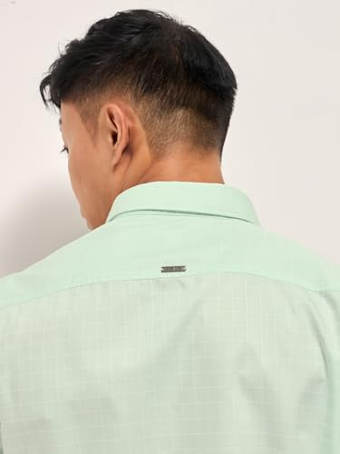 Image of THE BEAR HOUSE Men's Cotton Checked Slim Fit Shirt