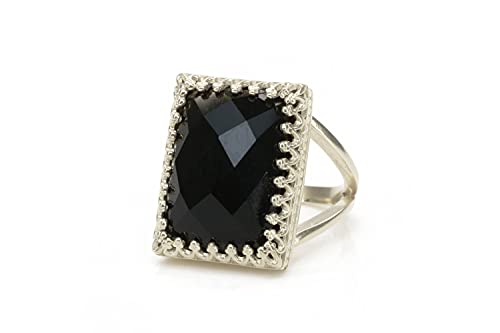 Bague Onyx Noir Rectangulaire pour sublimer vos tenues au quotidien et en soirée