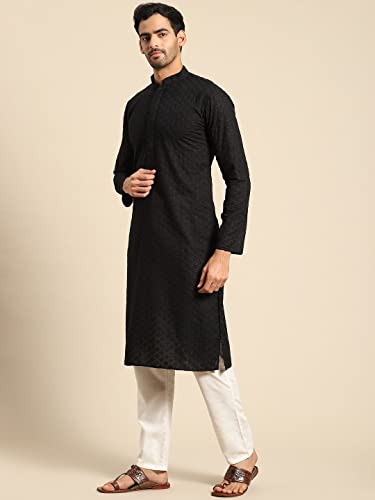 Image of Rajubhai Hargovindas Men Pure Cotton Chikankari Embroidered Straight Kurta