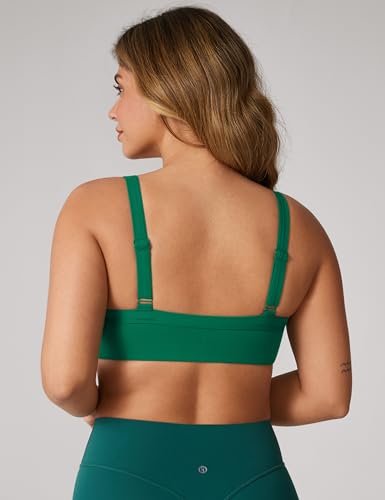 Image of UNISSU Hugcurve Adjustable Sports Bra Square Neck Wireless Padded Yoga Workout Tops
