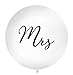 Produktbild PartyDeco Runde Ballon Weiß mit Schwarzen Aufschrift Mrs- Latex-Ballon Brautpaar Junges Paar in der Luft- 1m Durchmesser Ballon Träger Hochzeit Dekoration Hochzeit Empfang
