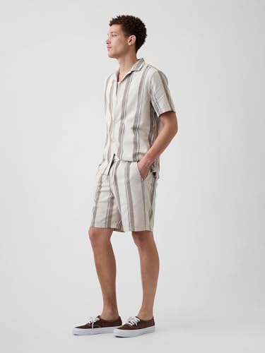 Image of Gap Mens 7 inch Essential ShortCasual Shorts